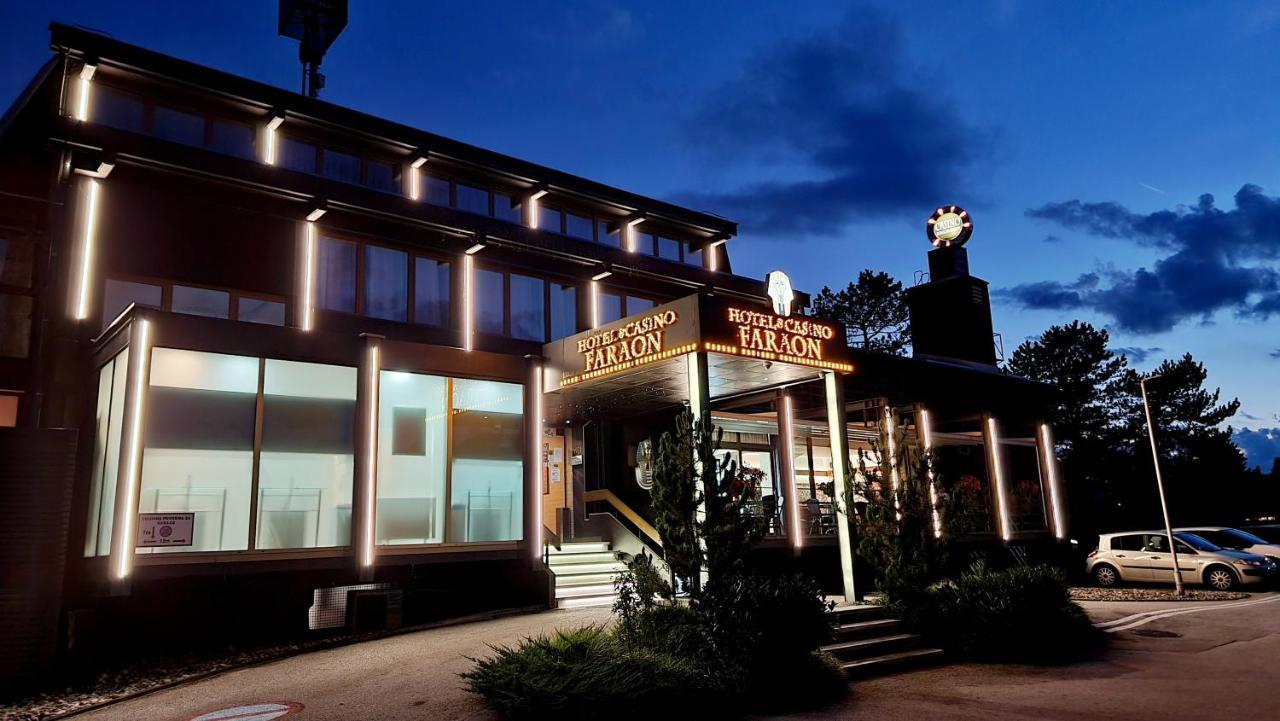 Hotel Faraon تْسيلْيي المظهر الخارجي الصورة